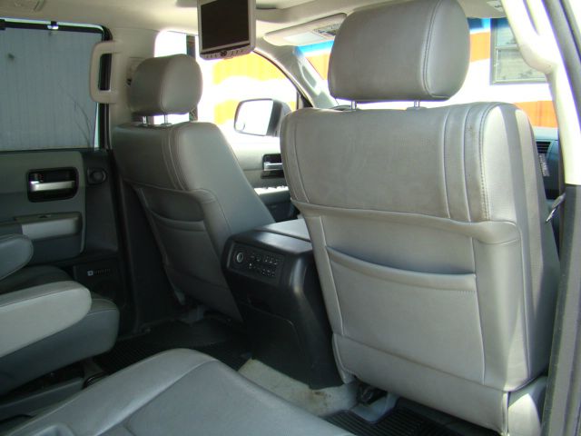 Toyota Sequoia 2008 photo 48