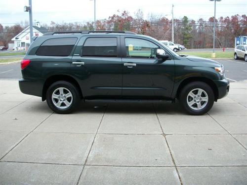 Toyota Sequoia 2008 photo 1