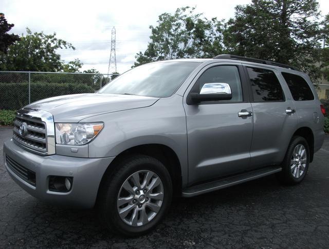 Toyota Sequoia GLS 1.8turbo Sport Utility