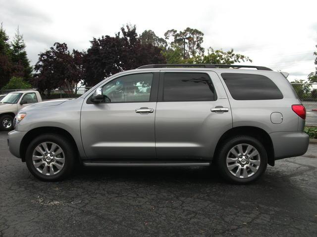 Toyota Sequoia 2008 photo 4