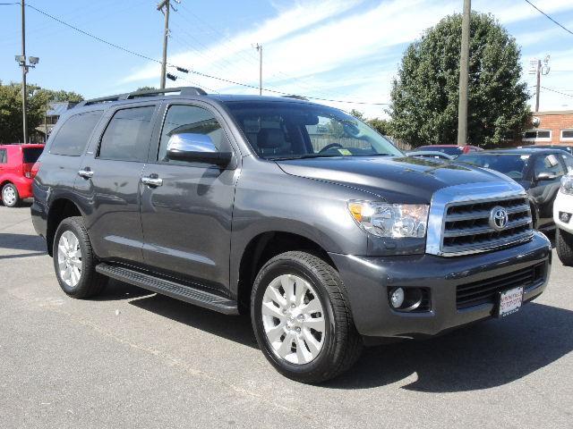 Toyota Sequoia 2013 photo 1