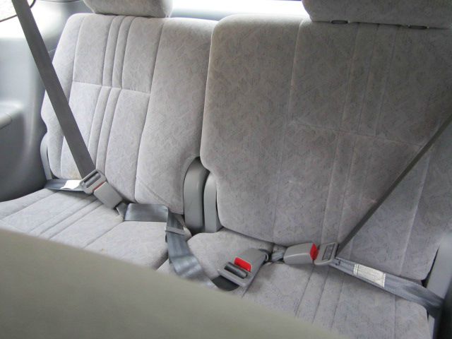 Toyota Sienna 2000 photo 11