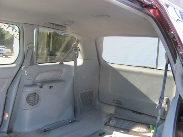 Toyota Sienna 2000 photo 1