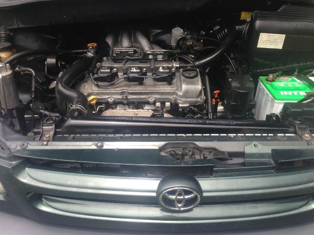 Toyota Sienna 2000 photo 5