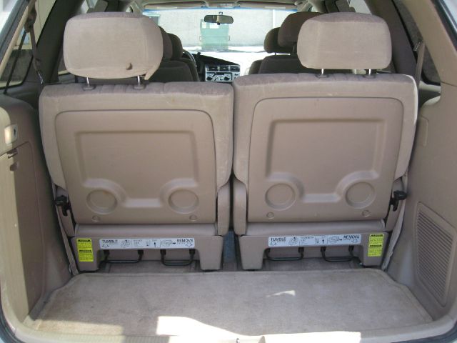 Toyota Sienna 2000 photo 5