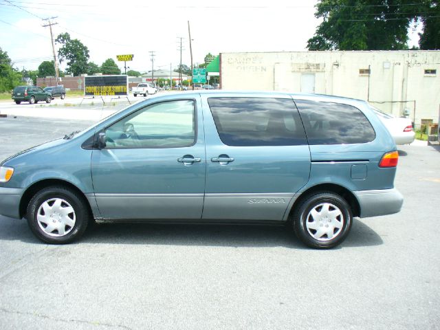 Toyota Sienna Gold Edition MiniVan