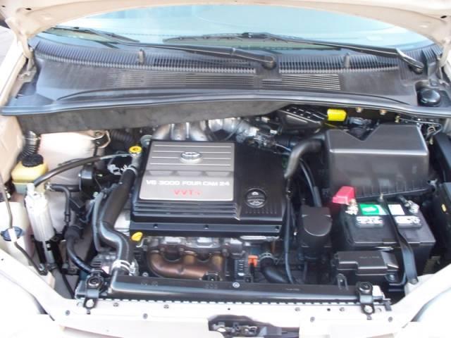 Toyota Sienna 2002 photo 1