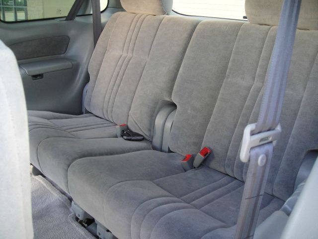 Toyota Sienna 2002 photo 8