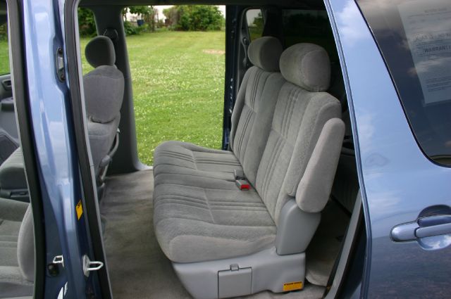 Toyota Sienna 2002 photo 5