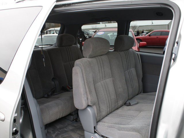 Toyota Sienna 2003 photo 5