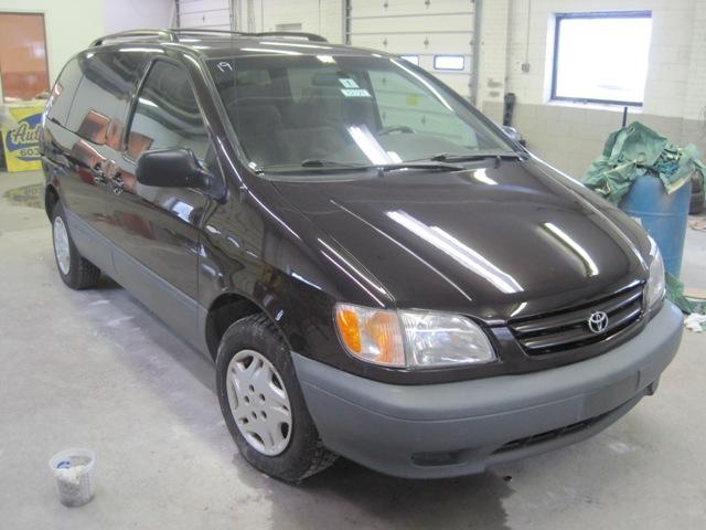 Toyota Sienna 2003 photo 1