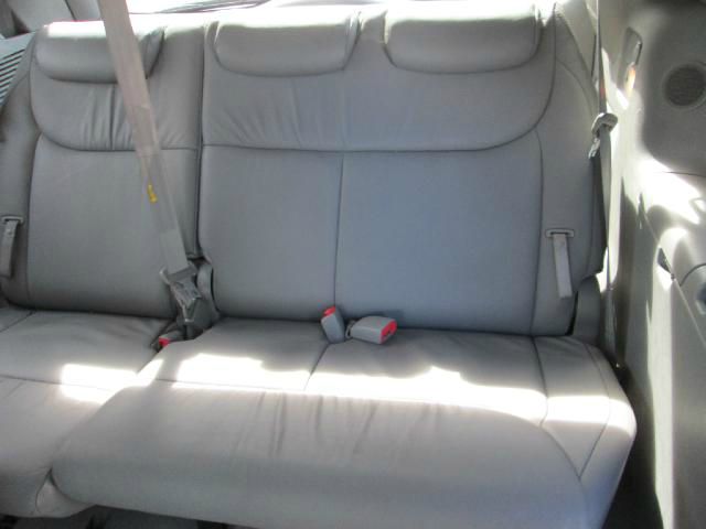 Toyota Sienna 2004 photo 26