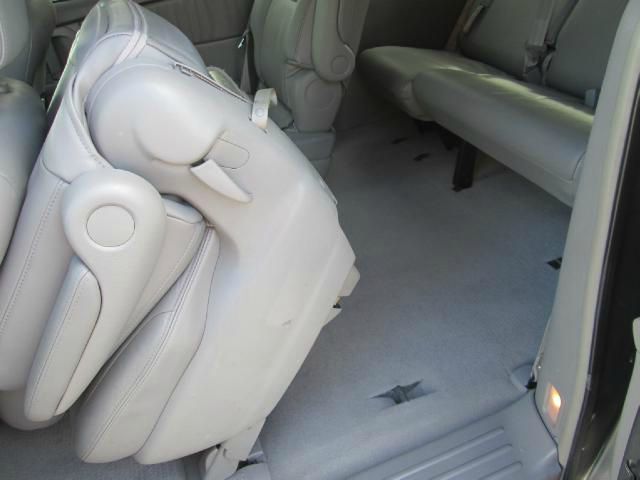 Toyota Sienna 2004 photo 27