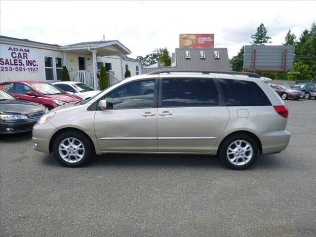 Toyota Sienna 2004 photo 1