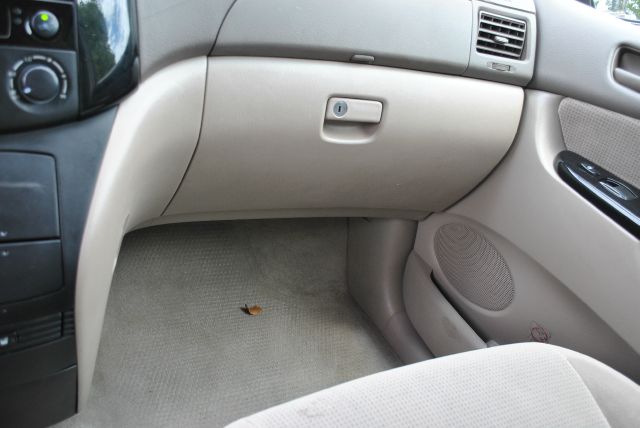 Toyota Sienna 2004 photo 7