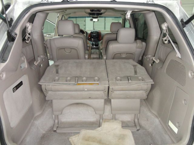 Toyota Sienna 2004 photo 32