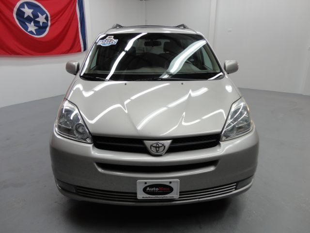 Toyota Sienna 2004 photo 47