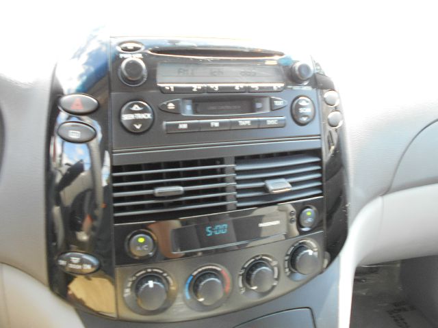 Toyota Sienna 2004 photo 28