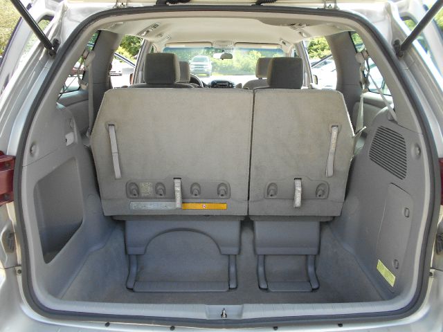 Toyota Sienna 2004 photo 44