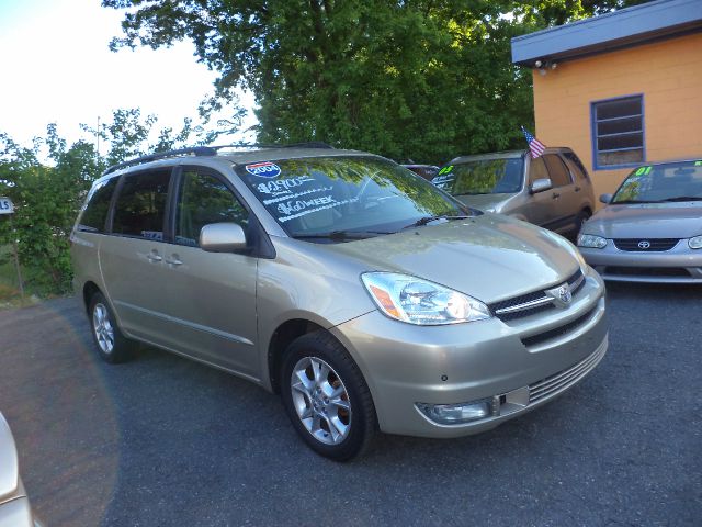 Toyota Sienna 2004 photo 6