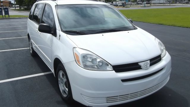 Toyota Sienna 2004 photo 5