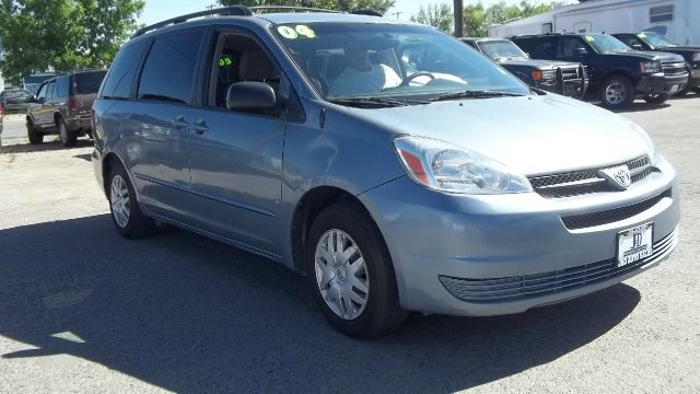 Toyota Sienna 2004 photo 1