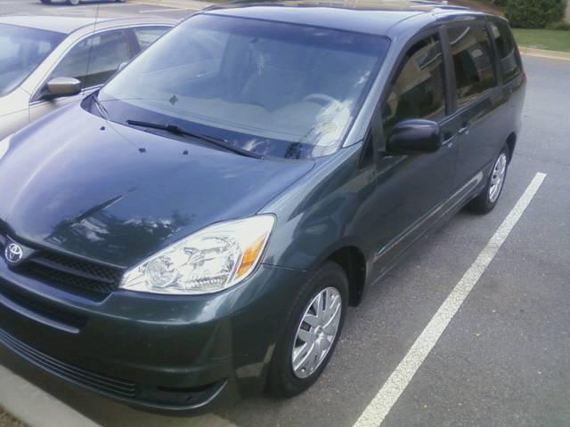 Toyota Sienna 2004 photo 3