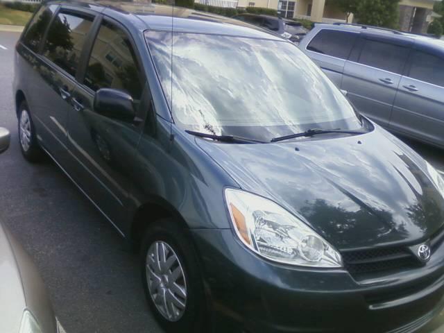 Toyota Sienna 2004 photo 4