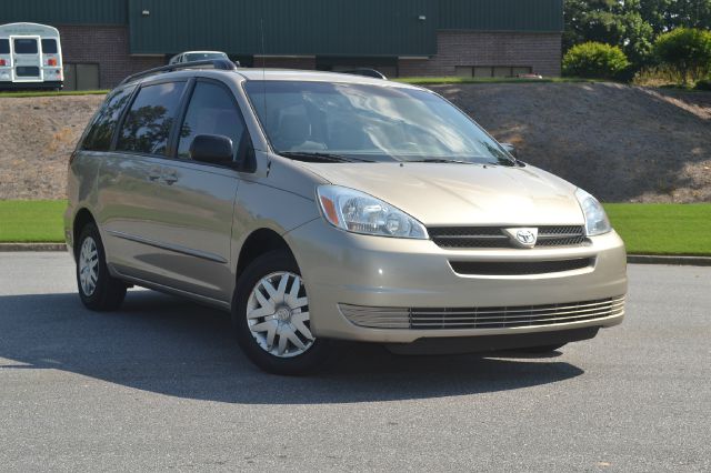 Toyota Sienna 2005 photo 4