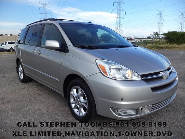 Toyota Sienna 2005 photo 2