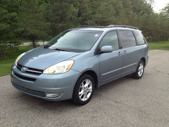 Toyota Sienna 2005 photo 22