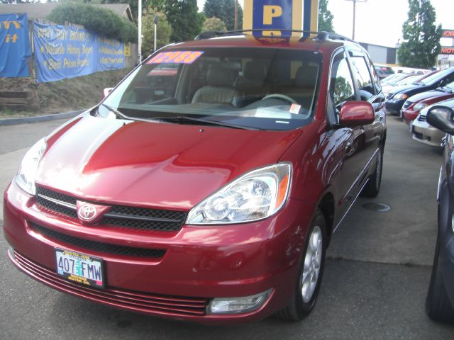 Toyota Sienna 2005 photo 4