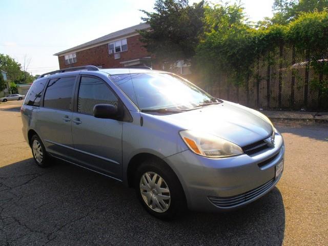 Toyota Sienna 2005 photo 15