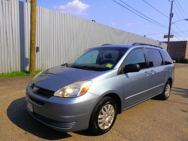 Toyota Sienna 2005 photo 16