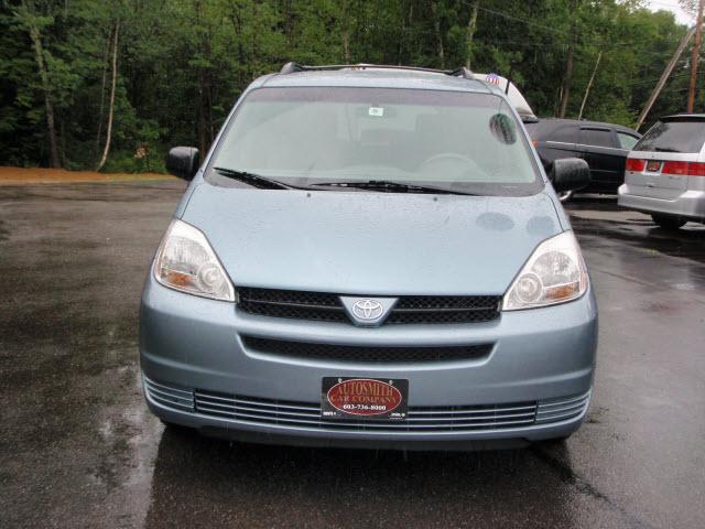 Toyota Sienna 2005 photo 1