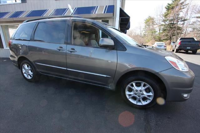 Toyota Sienna 2005 photo 3