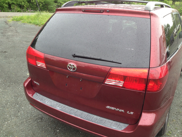 Toyota Sienna 2005 photo 11