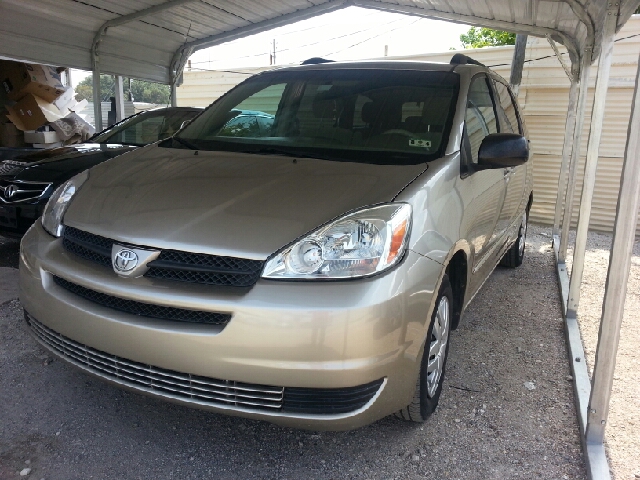 Toyota Sienna 2005 photo 3