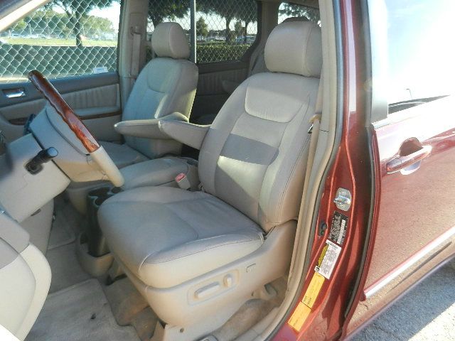 Toyota Sienna 2005 photo 4