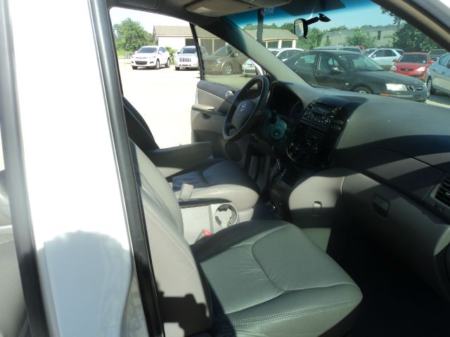 Toyota Sienna 2005 photo 14