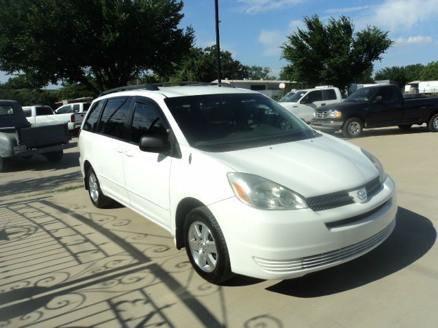 Toyota Sienna 2005 photo 22