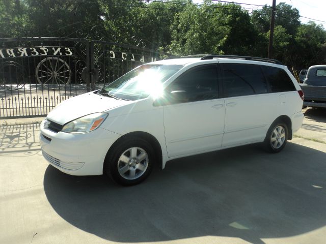 Toyota Sienna 2005 photo 26