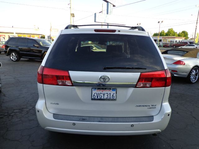 Toyota Sienna 2005 photo 5