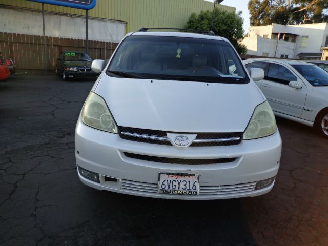 Toyota Sienna 2005 photo 6