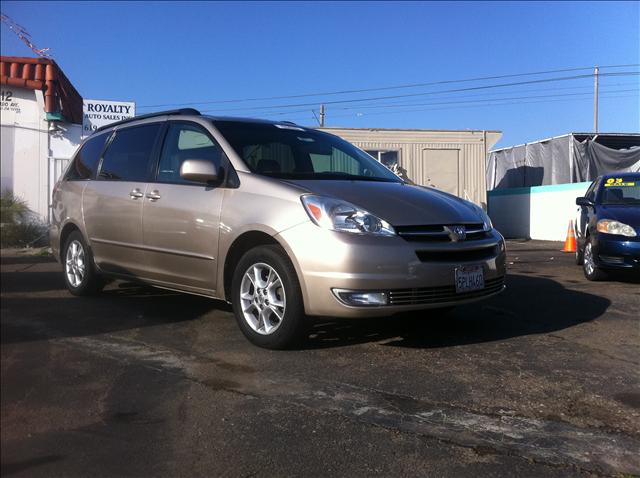 Toyota Sienna 2005 photo 3