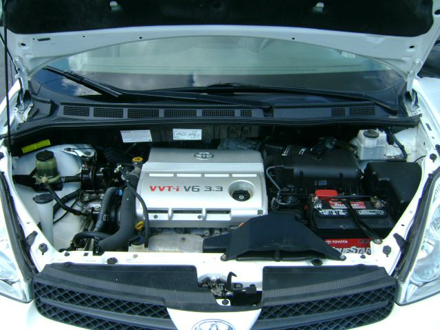 Toyota Sienna 2005 photo 8