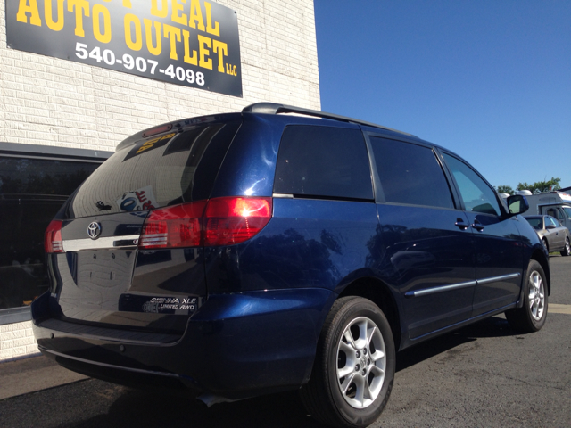 Toyota Sienna 2005 photo 7