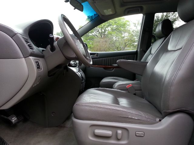 Toyota Sienna 2005 photo 7