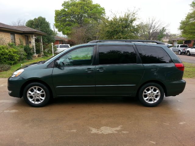 Toyota Sienna 2005 photo 83