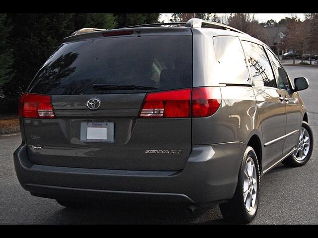 Toyota Sienna LX ONE Owner MiniVan